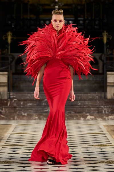 LENA ERZIAK Collection couture printemps été 2023 Haute Couture Paris Fashion Week